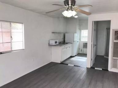 Main picture of 307 Manzano St NE