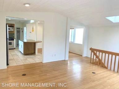 Main picture of 801 Whiting Ct