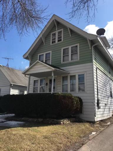 Main picture of 8805 W Maple St