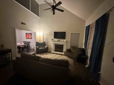 Main picture of 5517 Southminster Ln