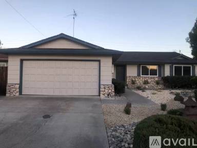 Main picture of 2977 Heidi Ct
