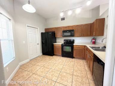 Main picture of 3855 Bayshore Cir