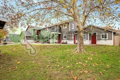 Main picture of 5726 Falconer Way