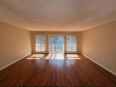 Main picture of 23823 Audrey Ave