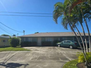 Main picture of 4910 Viceroy St