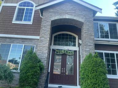 Main picture of 16625 NE 40th Ct