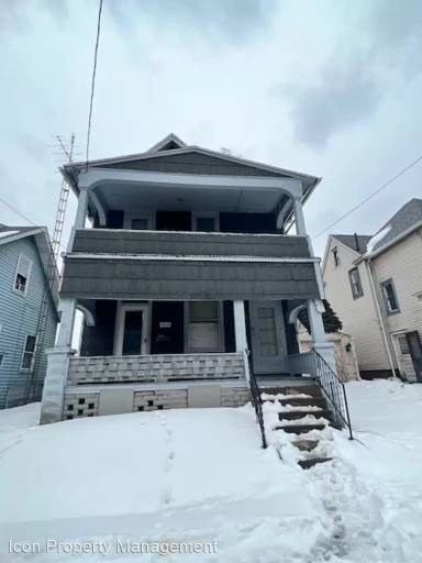 Main picture of 1926 6th St SW