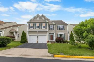 Main picture of 13322 Terrycloth Ln