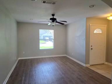 Main picture of 1505 Bryant St