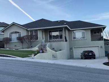 Main picture of 1179 Oak Creek Dr