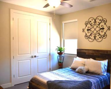 Main picture of 498 W Fitness Way