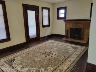 Main picture of 219 E Mount Hope Ave