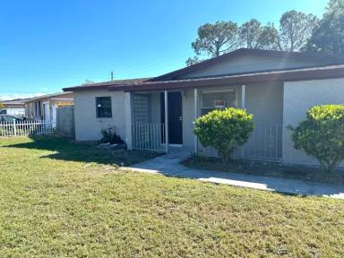 Main picture of 3840 Seabridge Dr