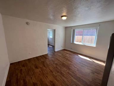 Main picture of 955 16th St