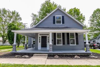 Main picture of 117 W Franklin St