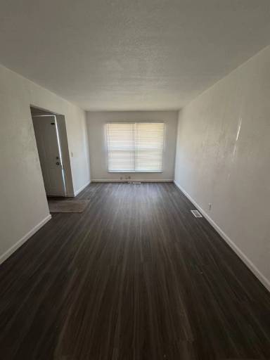 Main picture of 2329 S Belmont St