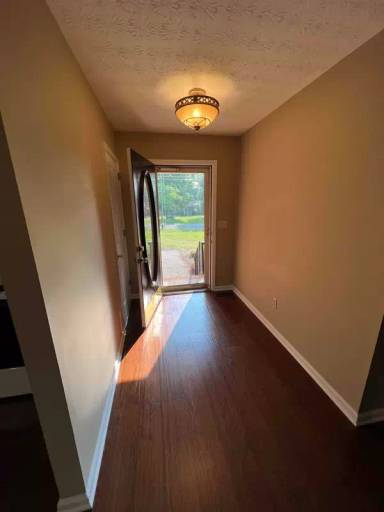 Main picture of 1017 Belvedere Dr