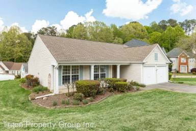 Main picture of 301 Park Forest Ct NW