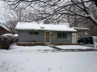 Main picture of 2272 Madison Ave