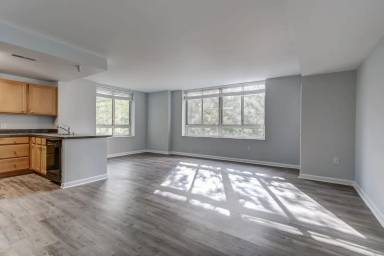 Main picture of Potomac Place Condominiums