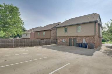 Main picture of 3236 McCart Ave