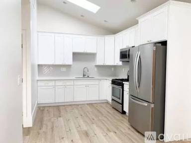 Main picture of 5576 W 83rd St