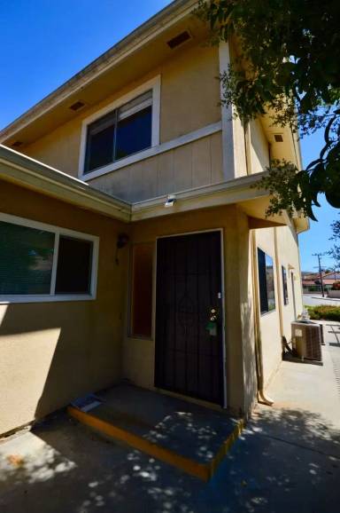 Main picture of 18112 Camino Bello