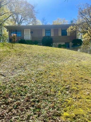 Main picture of 1603 Hatchet Ave