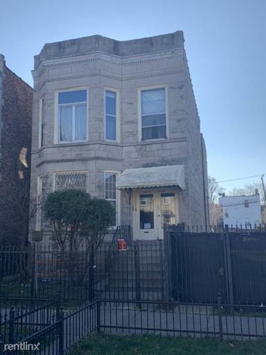 Main picture of 3939 W Lexington St
