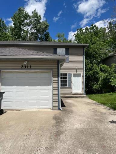 Main picture of 2304-2306 Parks Edge Pl