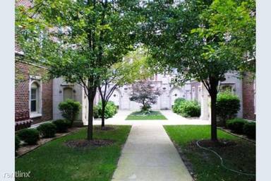 Main picture of 2305 E 70th Pl