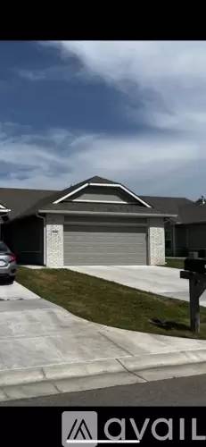 Main picture of 8160 E 34th Ct S