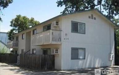 Main picture of 419 Crocker St