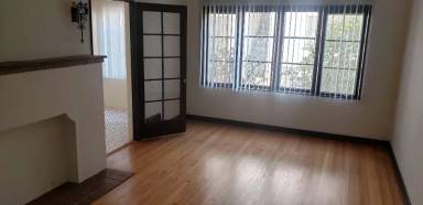 Main picture of 1016 Tiverton Ave