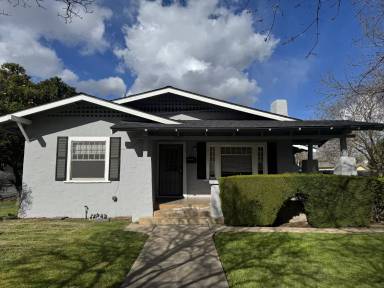 Main picture of 1821 Q St
