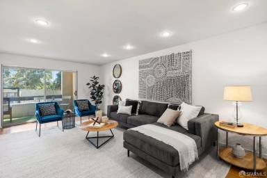 Main picture of 466 Crescent St