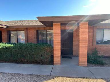Main picture of 415 N 64th Pl Apartments