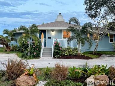 Main picture of 4112 Beach Dr SE