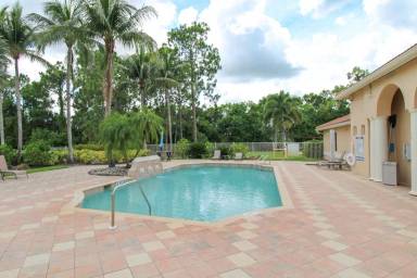 Main picture of 8215 Ibis Club Dr