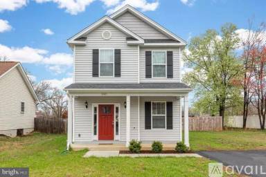 Main picture of 5705 Lucas St