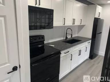 Main picture of 4414 Overlook Dr NE