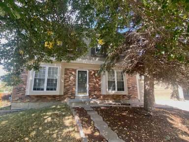 Main picture of 1050 S Lewiston Way