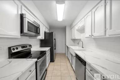 Main picture of 7847 Green Lawn Dr