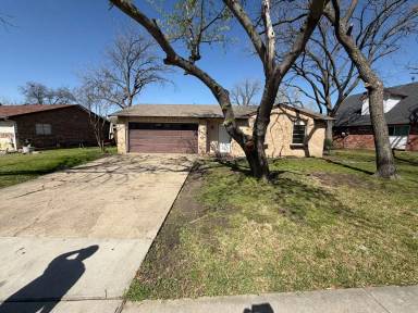 Main picture of 2421 Ridgedale Dr