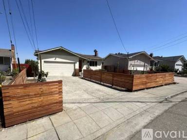Main picture of 16642 Selby Dr