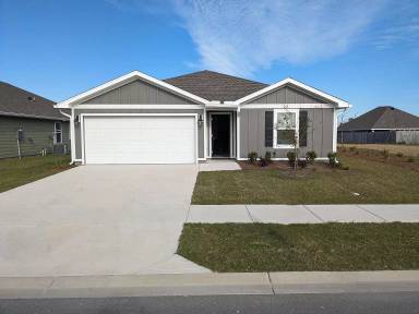 Main picture of 258 Boggy Creek Way