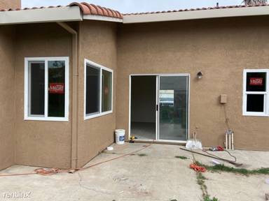 Main picture of 2131 Park View Dr