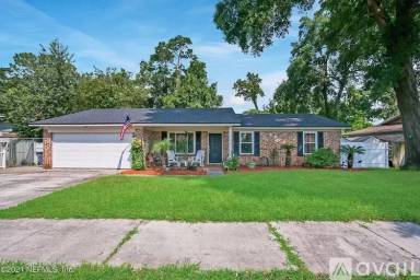 Main picture of 4872 Lofty Pines Cir W