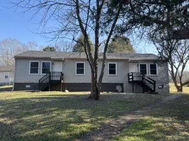 Main picture of 129 Lawton Rd