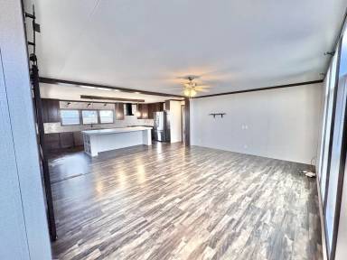 Main picture of 4017 W Stetson St